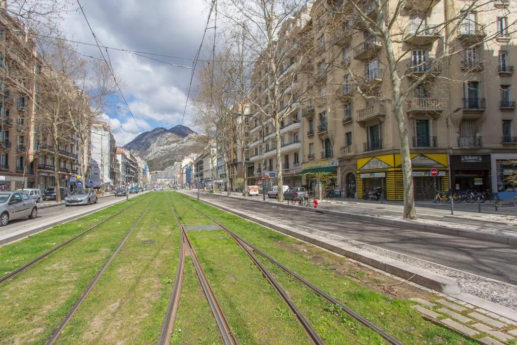 Le Jaures, Logement D'Exception Grenoble Luaran gambar